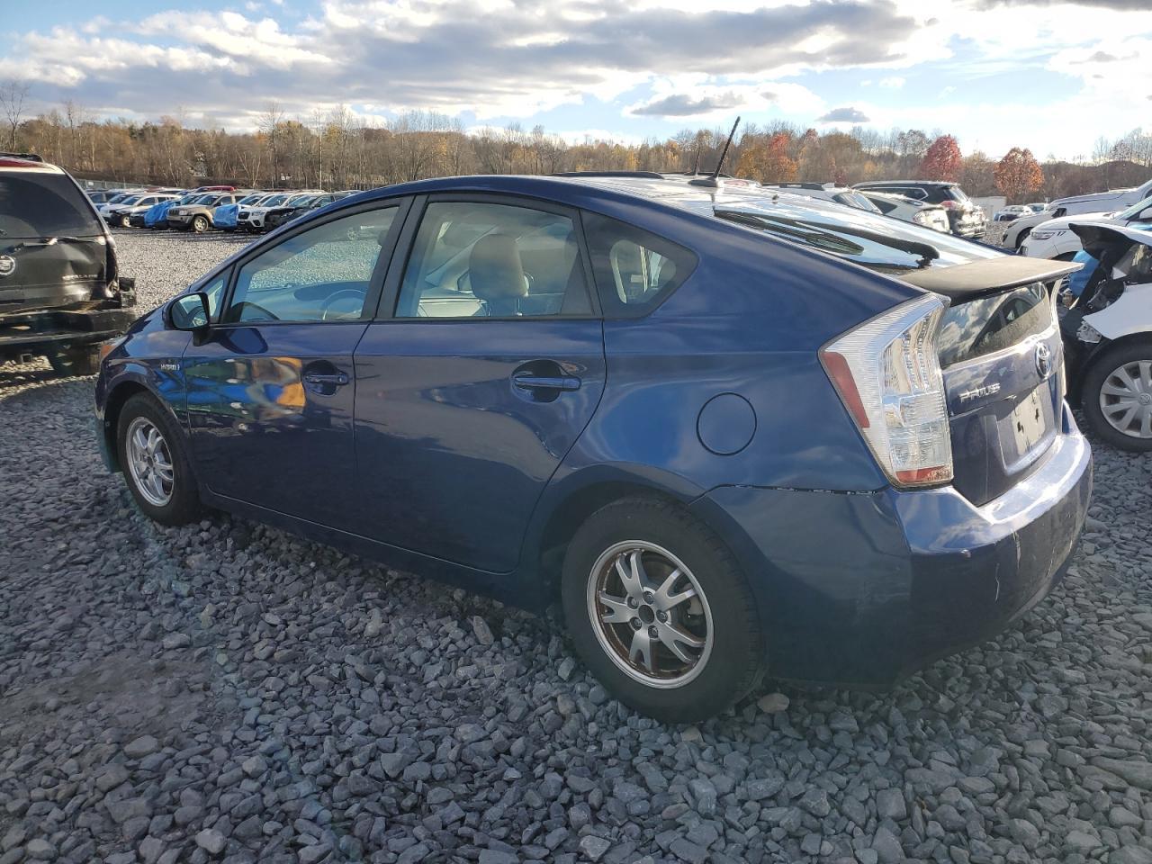 2010 TOYOTA PRIUS