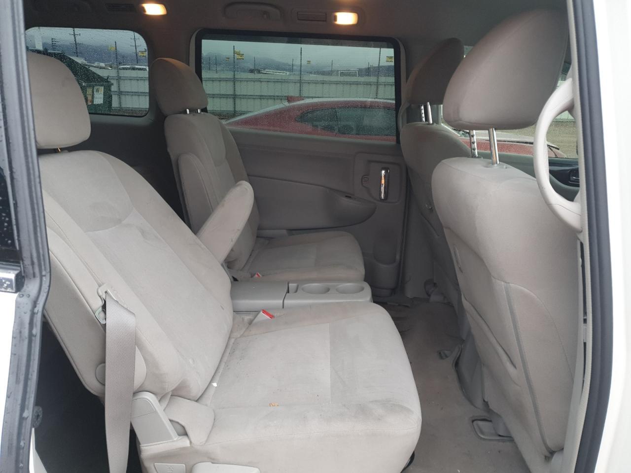 2016 NISSAN Quest