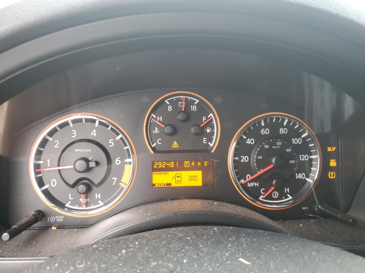 2011 NISSAN Armada