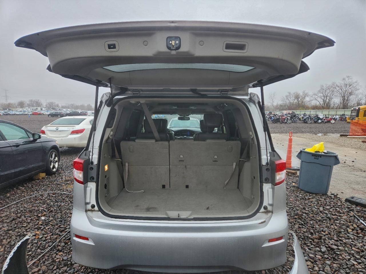 2013 NISSAN Quest