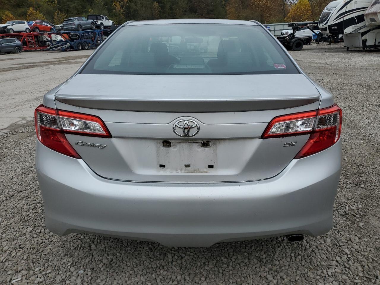 2014 TOYOTA CAMRY