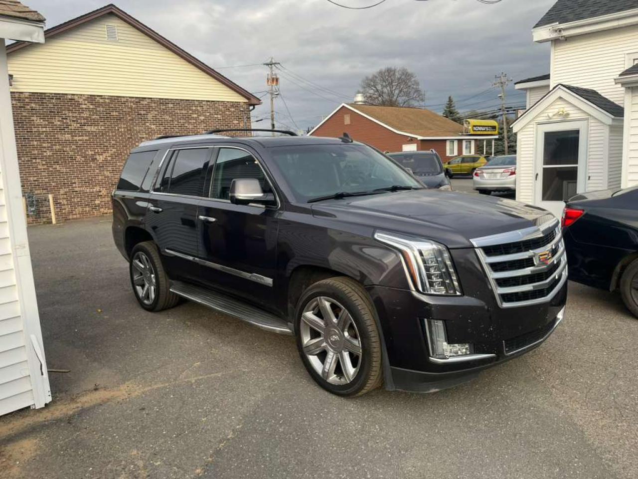 2016 CADILLAC ESCALADE