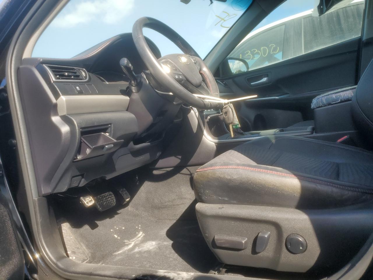 2015 TOYOTA CAMRY
