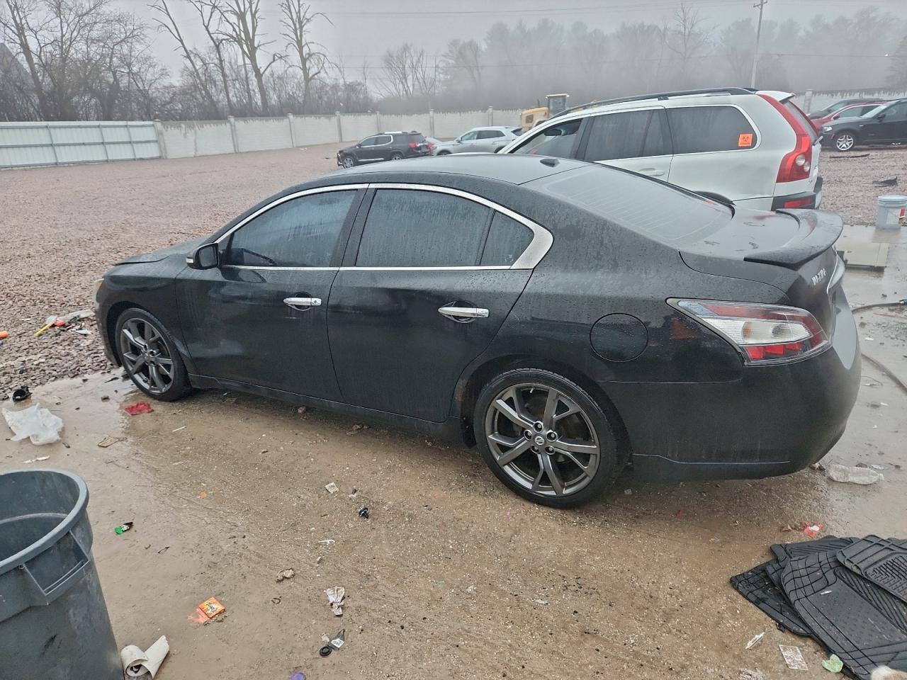 2014 NISSAN Maxima