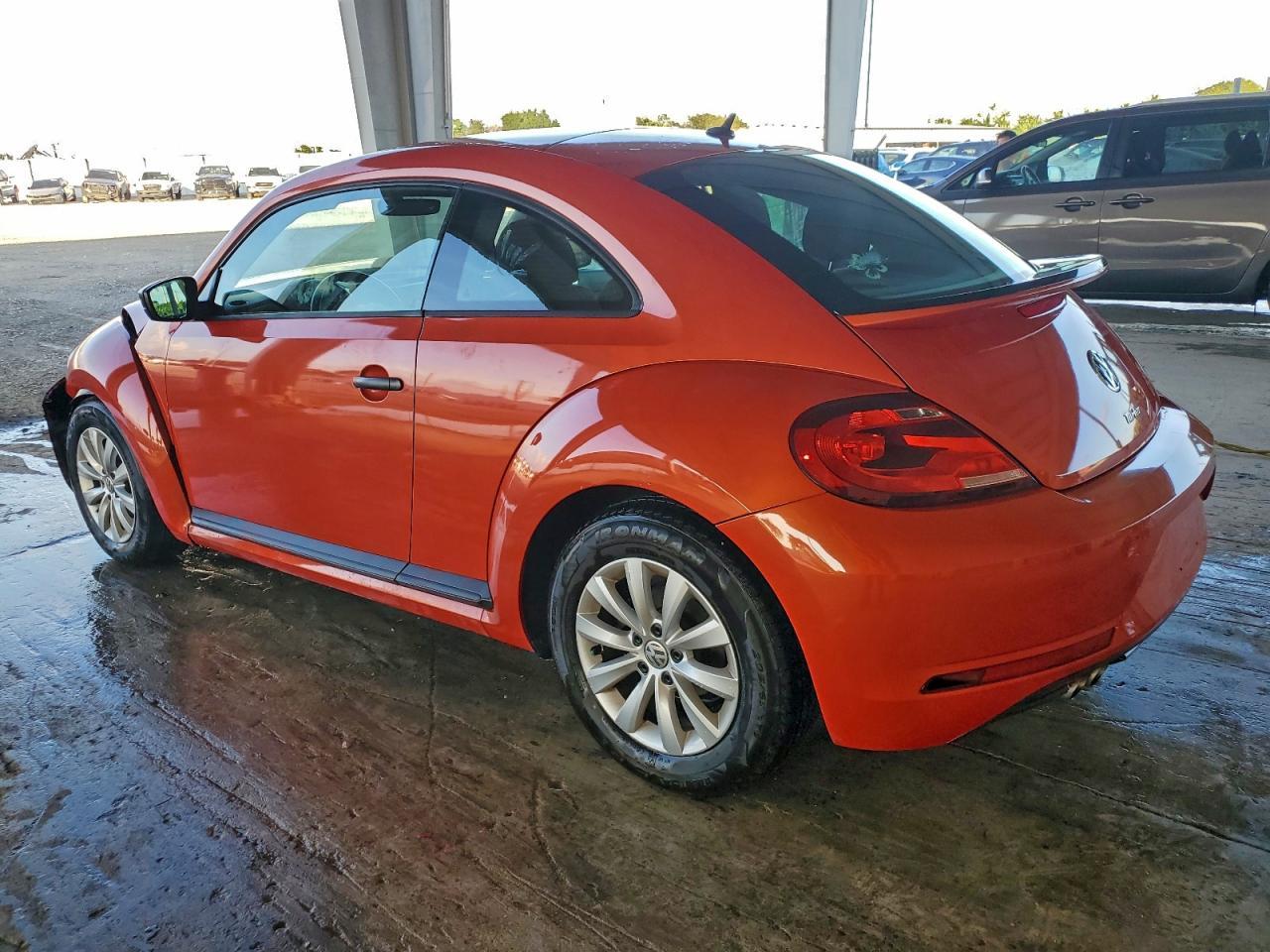 2017 VOLKSWAGEN Beetle