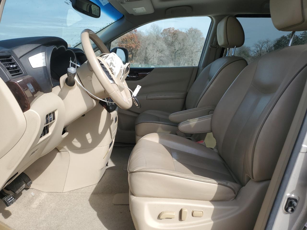 2011 NISSAN Quest