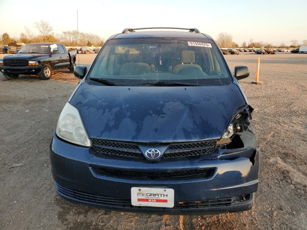 2005 TOYOTA SIENNA