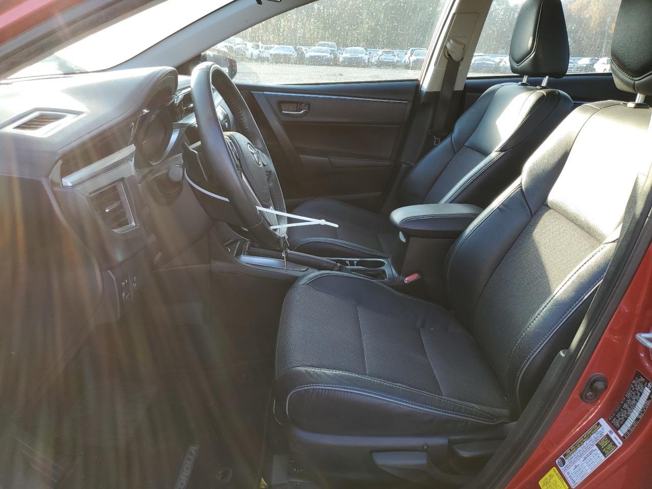 2015 TOYOTA COROLLA