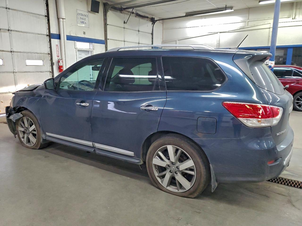 2015 NISSAN PATHFINDER