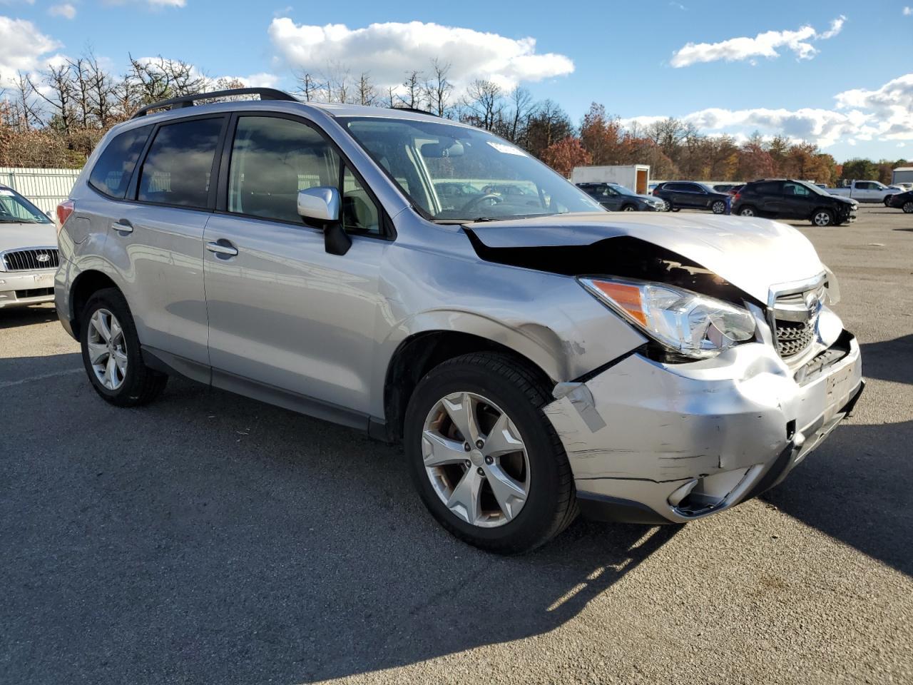 2016 SUBARU FORESTER