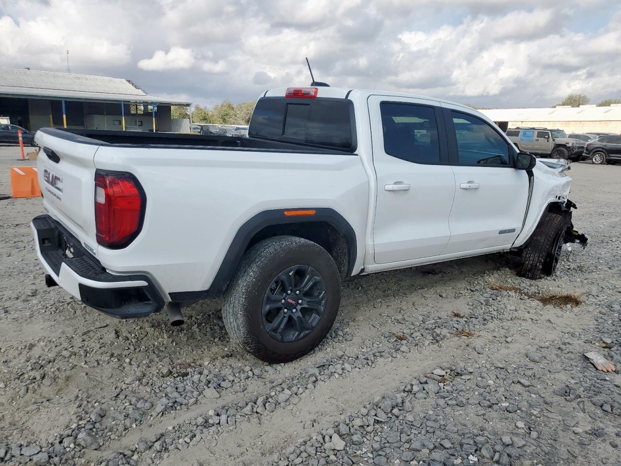 2025 GMC CANYON