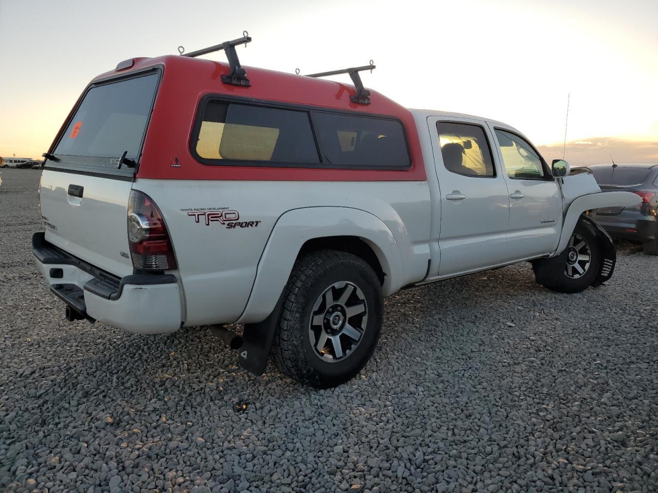 2011 TOYOTA TACOMA