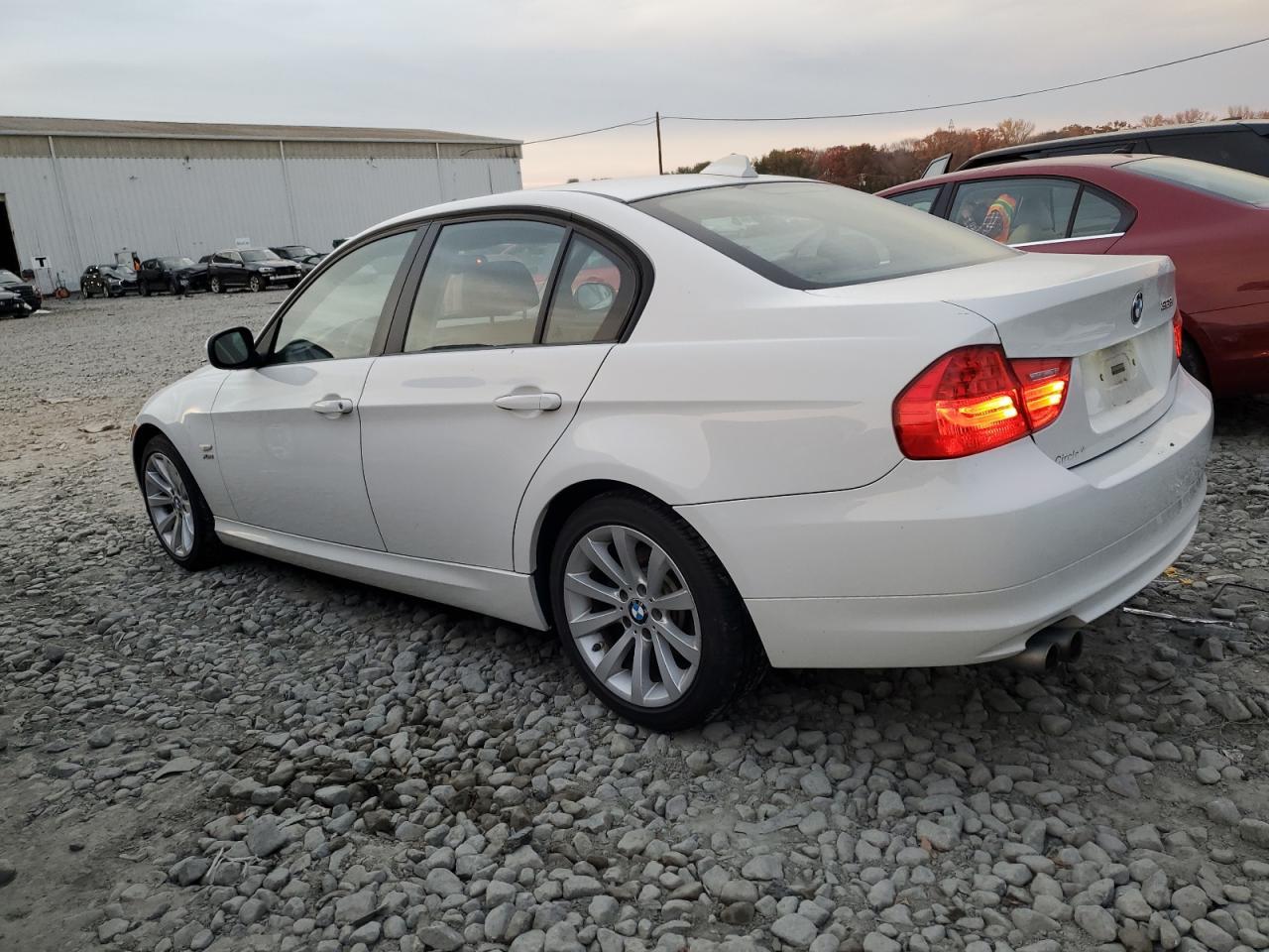 2011 BMW 3 SERIES