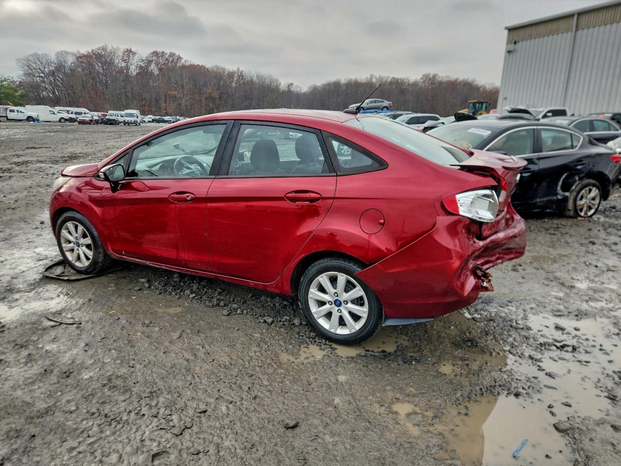 2013 FORD Fiesta