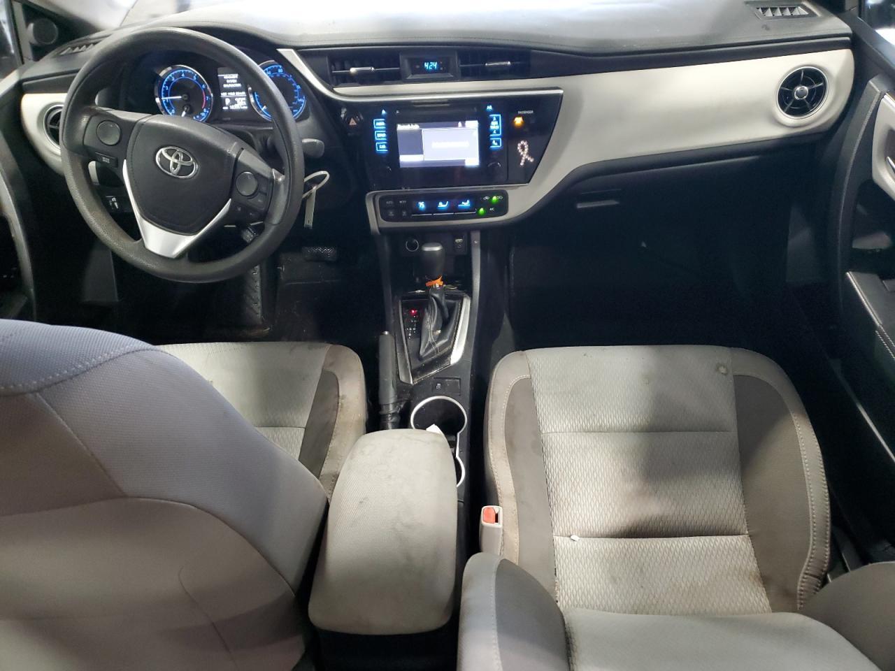2017 TOYOTA COROLLA