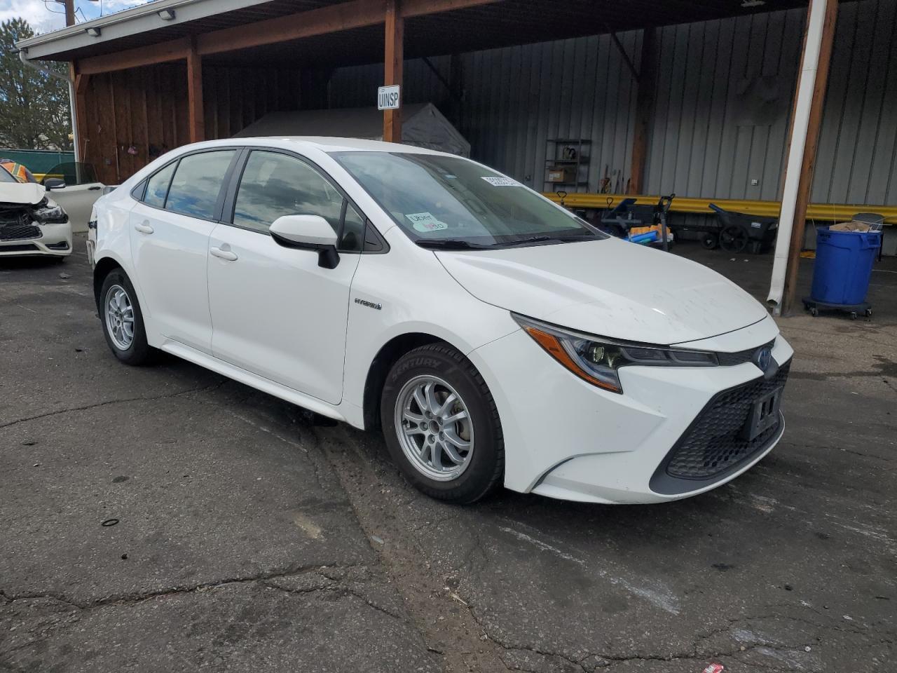 2021 TOYOTA COROLLA