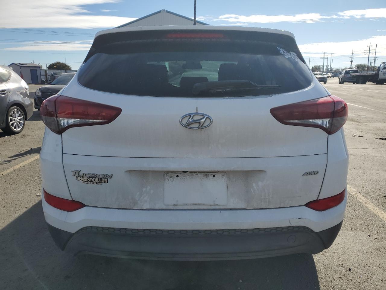 2016 HYUNDAI TUCSON