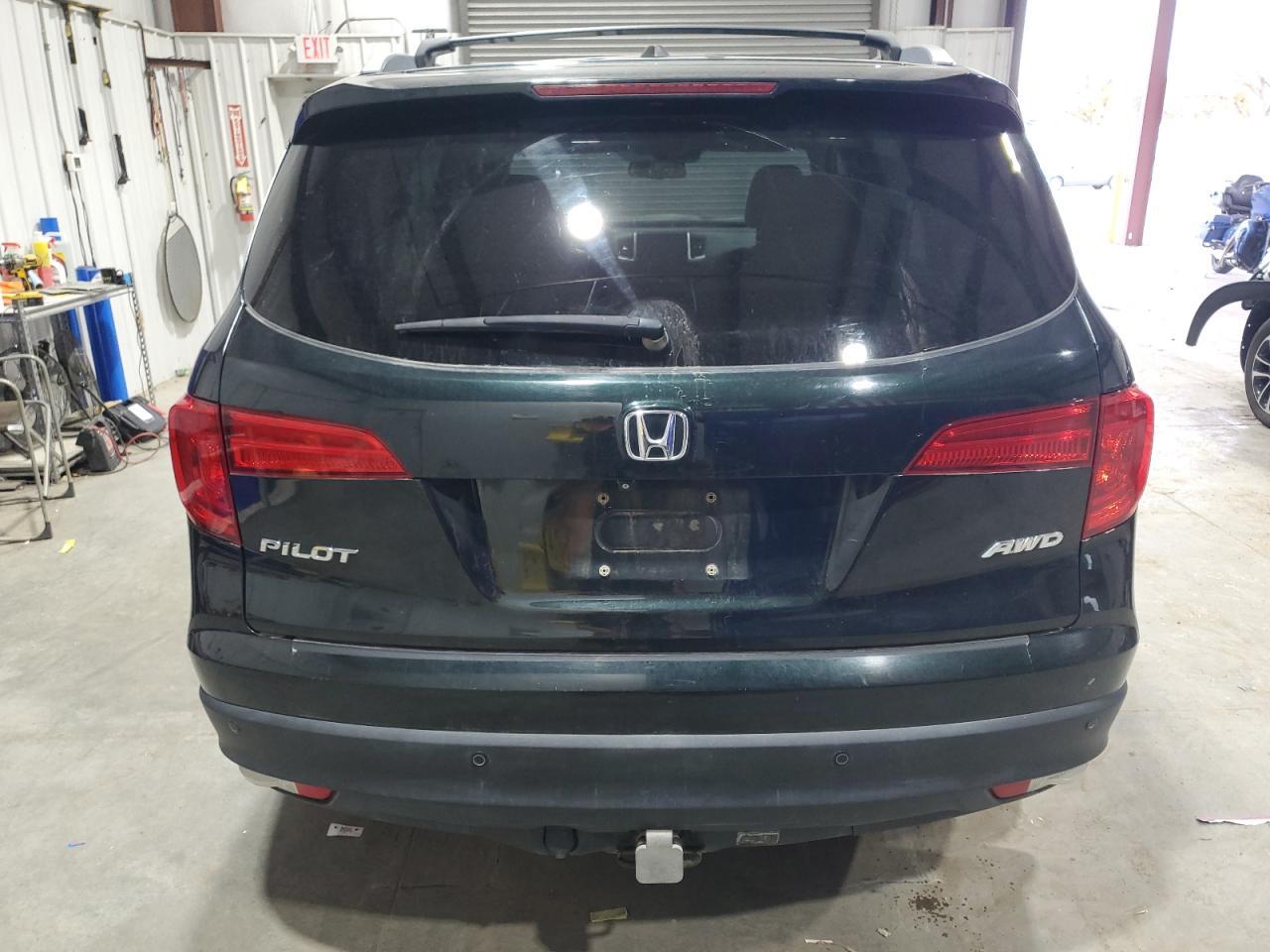 2016 HONDA PILOT