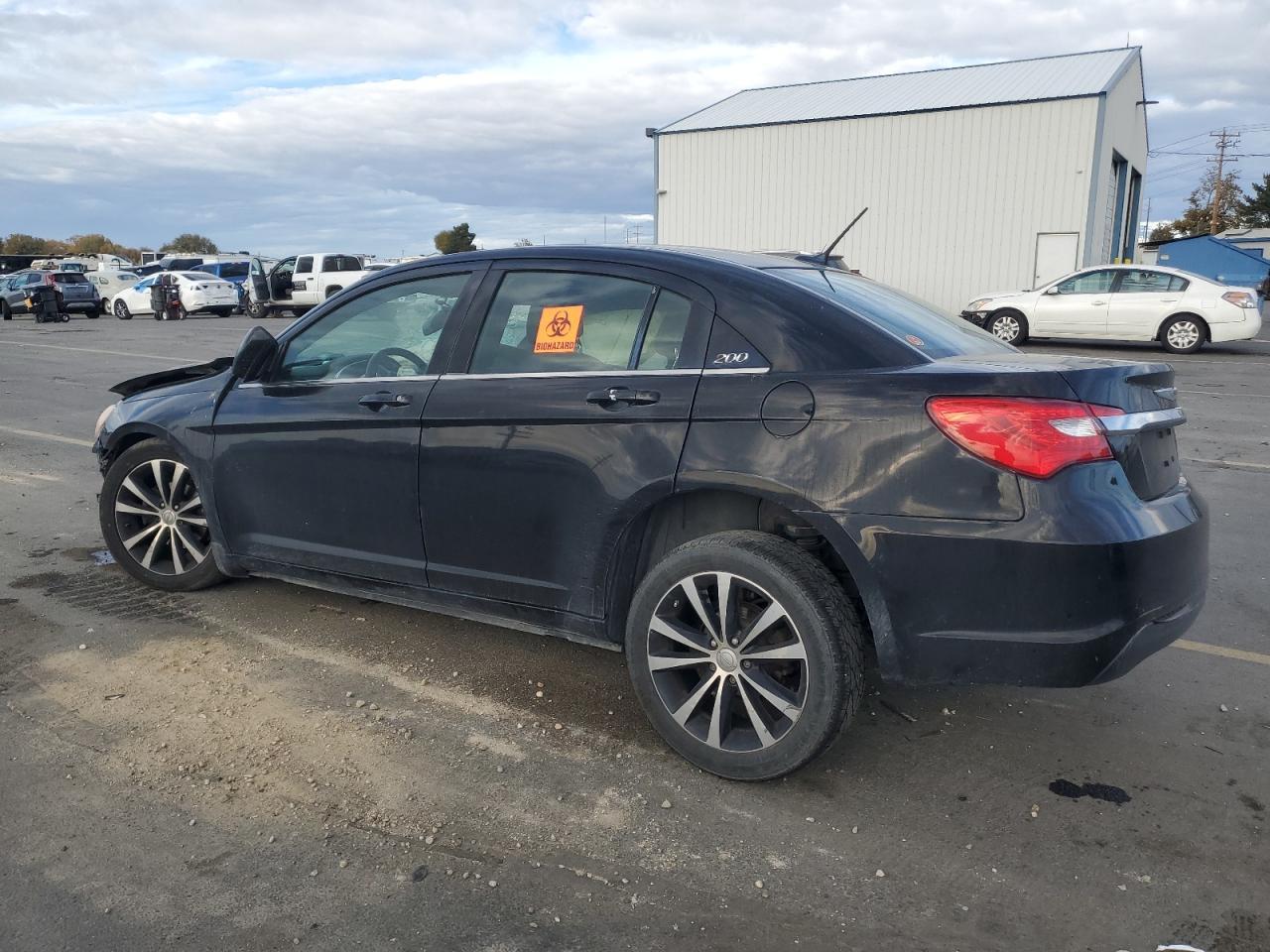 2013 CHRYSLER 200