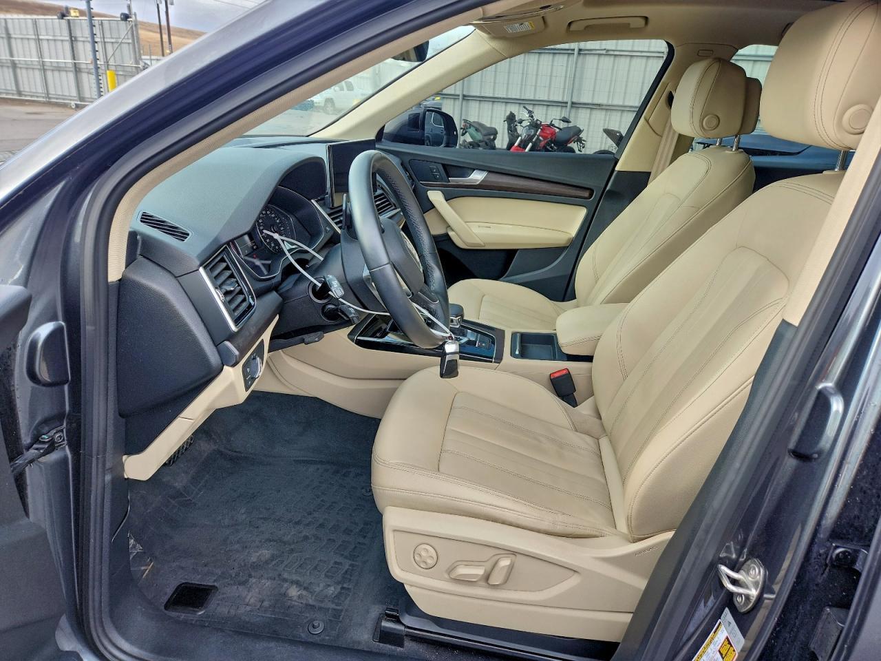 2022 AUDI Q5