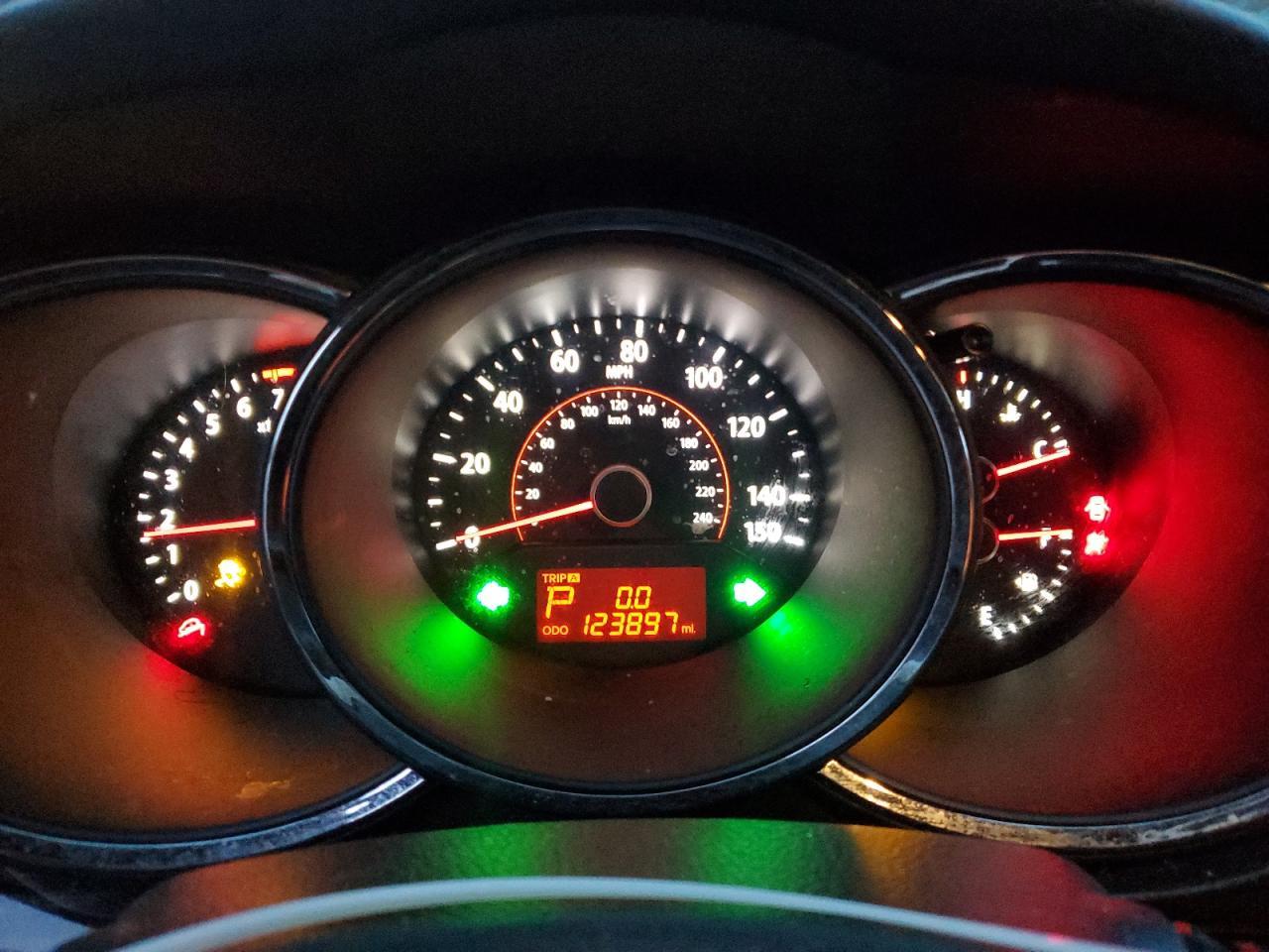 2011 KIA SORENTO