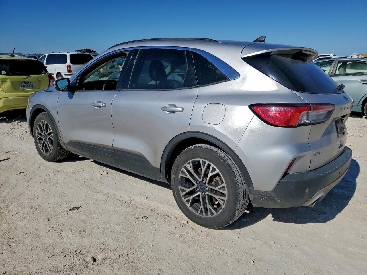 2020 FORD ESCAPE