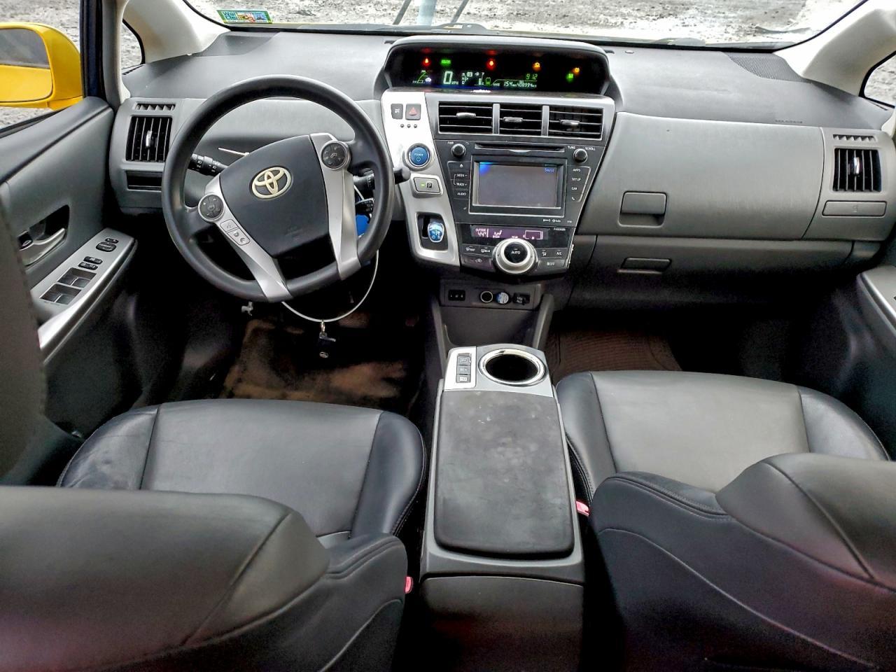 2012 TOYOTA PRIUS V