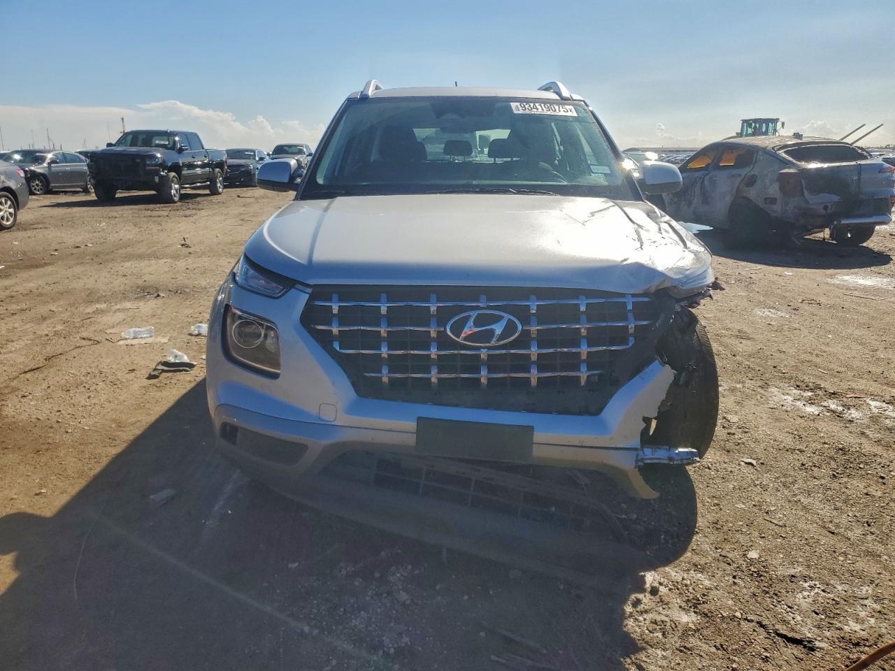2023 HYUNDAI VENUE