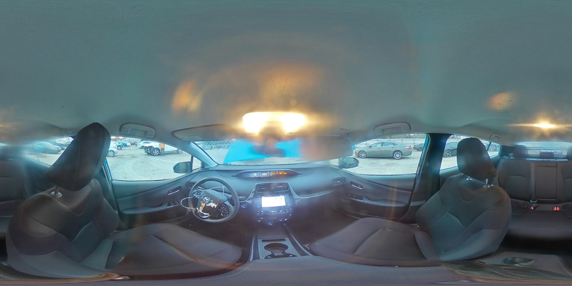 2022 TOYOTA PRIUS