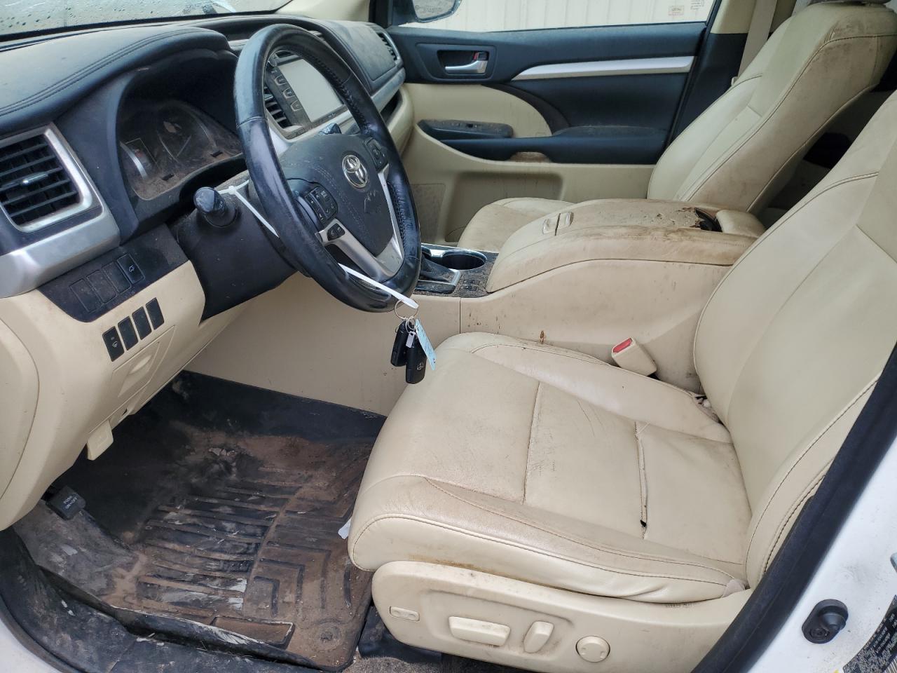 2015 TOYOTA HIGHLANDER