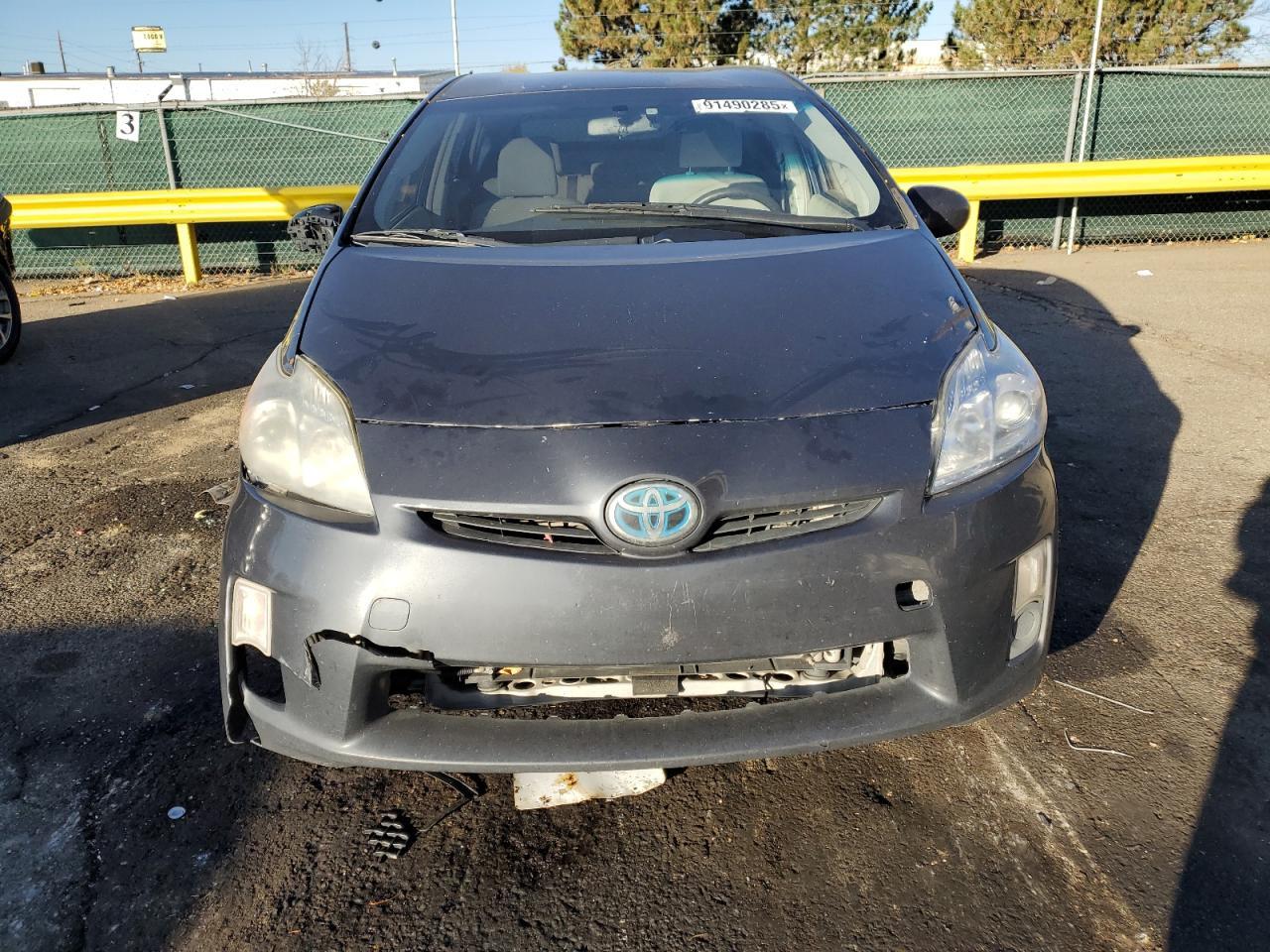 2011 TOYOTA PRIUS
