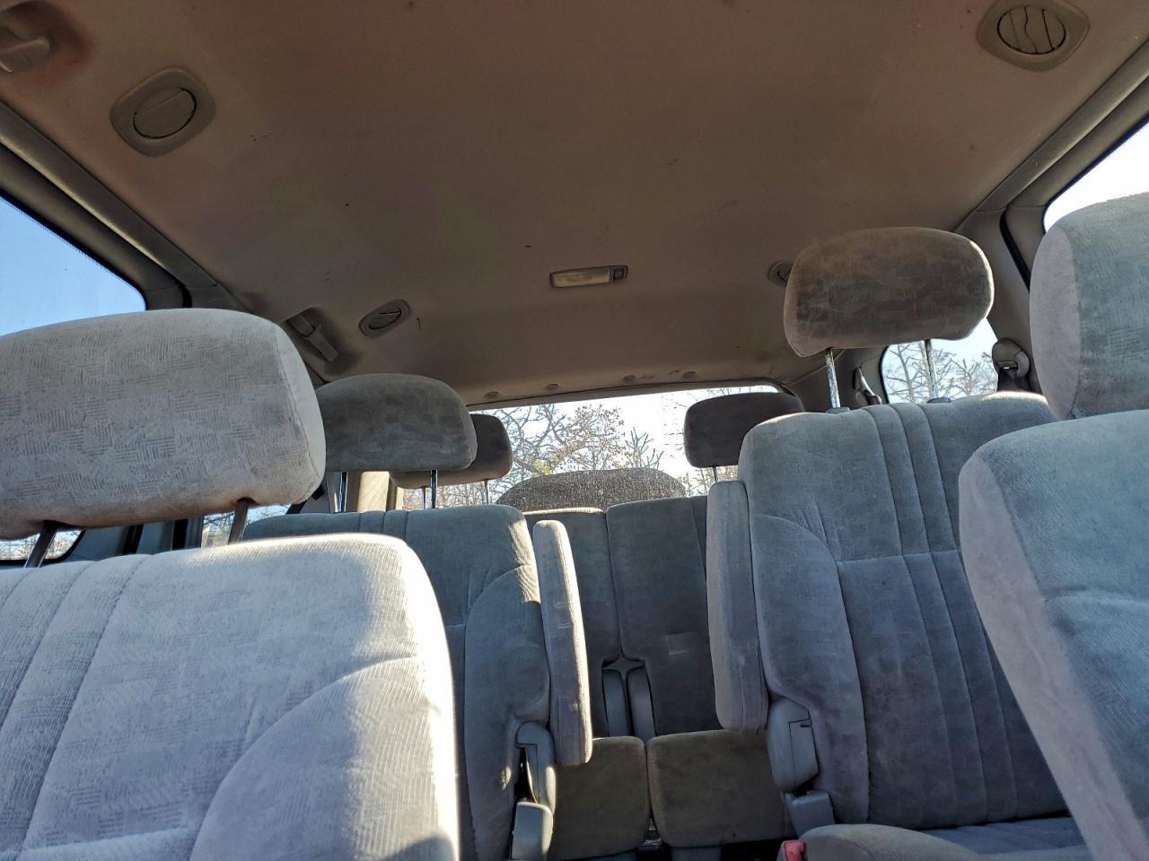2003 TOYOTA SIENNA