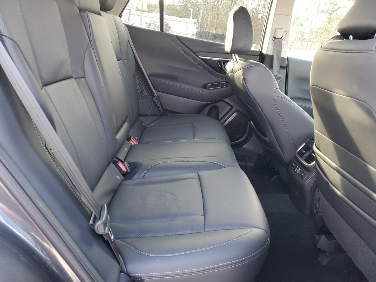 2025 SUBARU Outback
