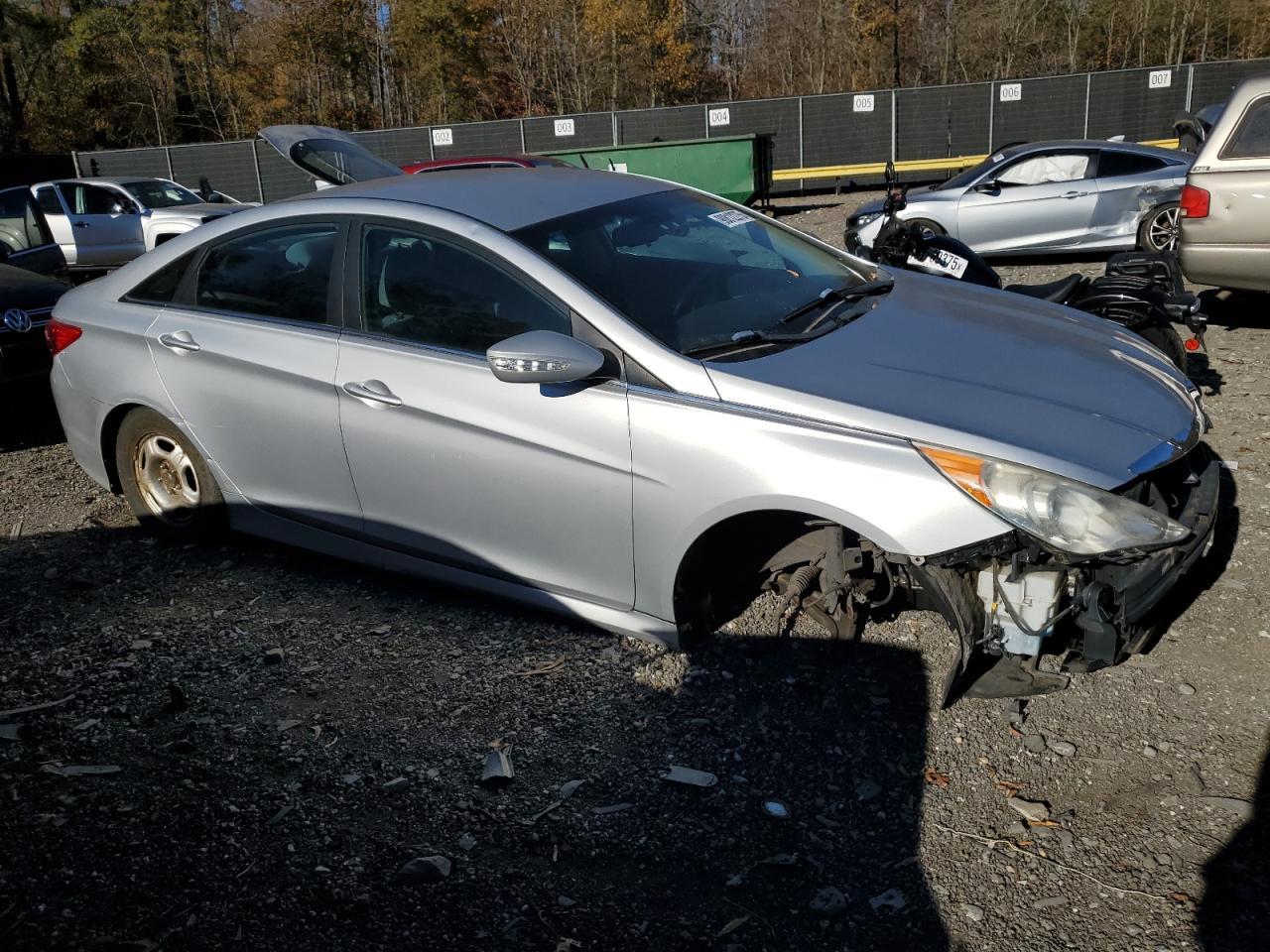 2014 HYUNDAI SONATA