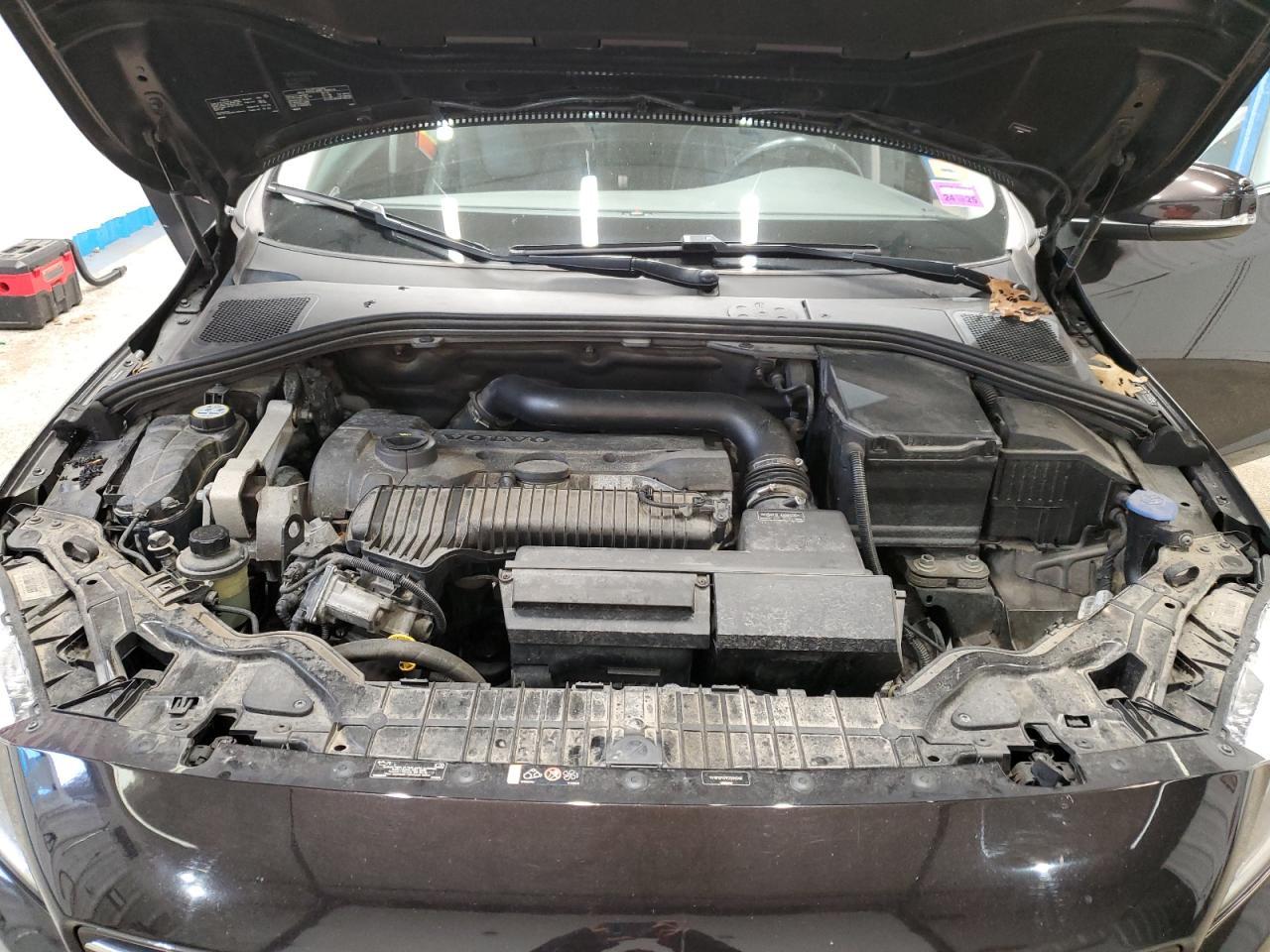2014 VOLVO S60
