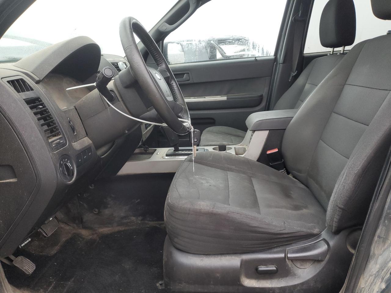 2010 FORD ESCAPE
