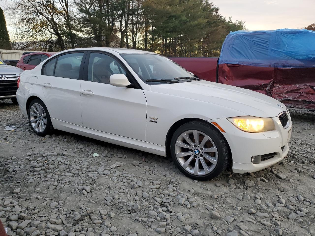 2011 BMW 3 SERIES