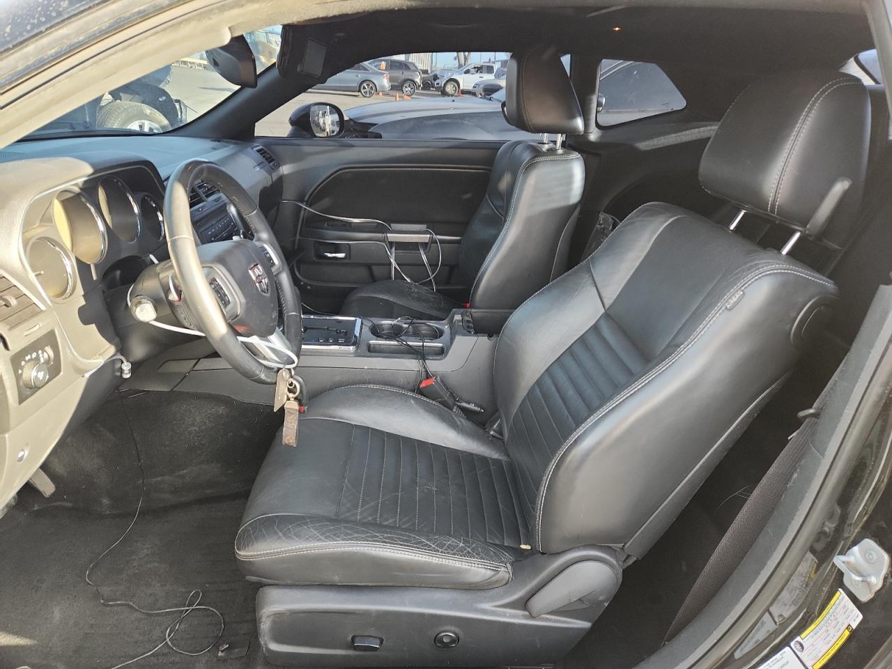 2013 DODGE Challenger