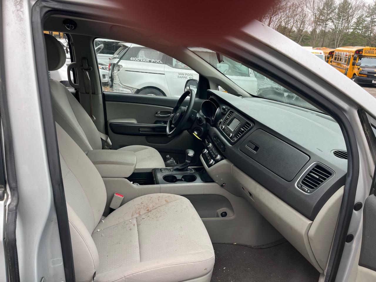 2017 KIA SEDONA