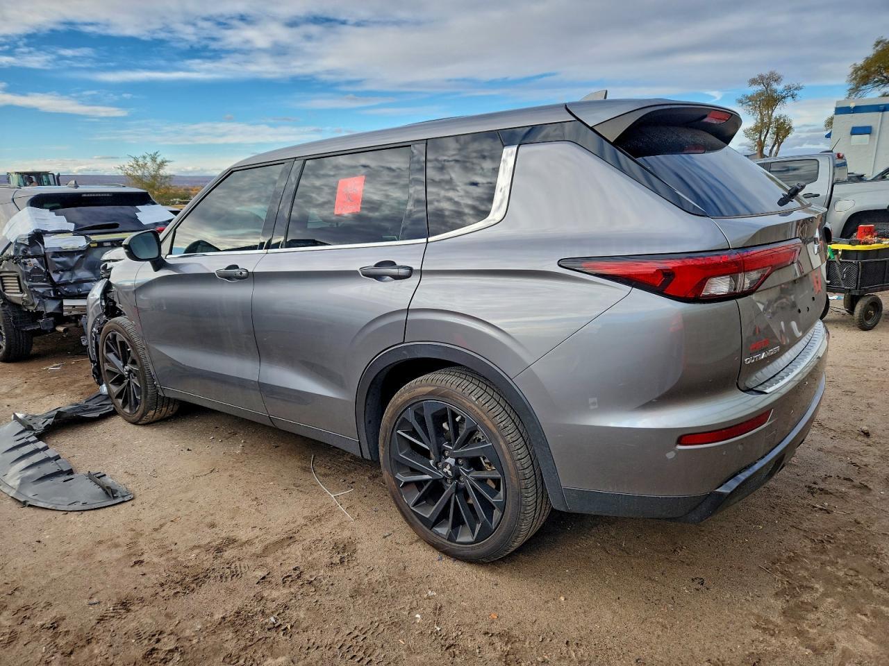 2022 MITSUBISHI outlander