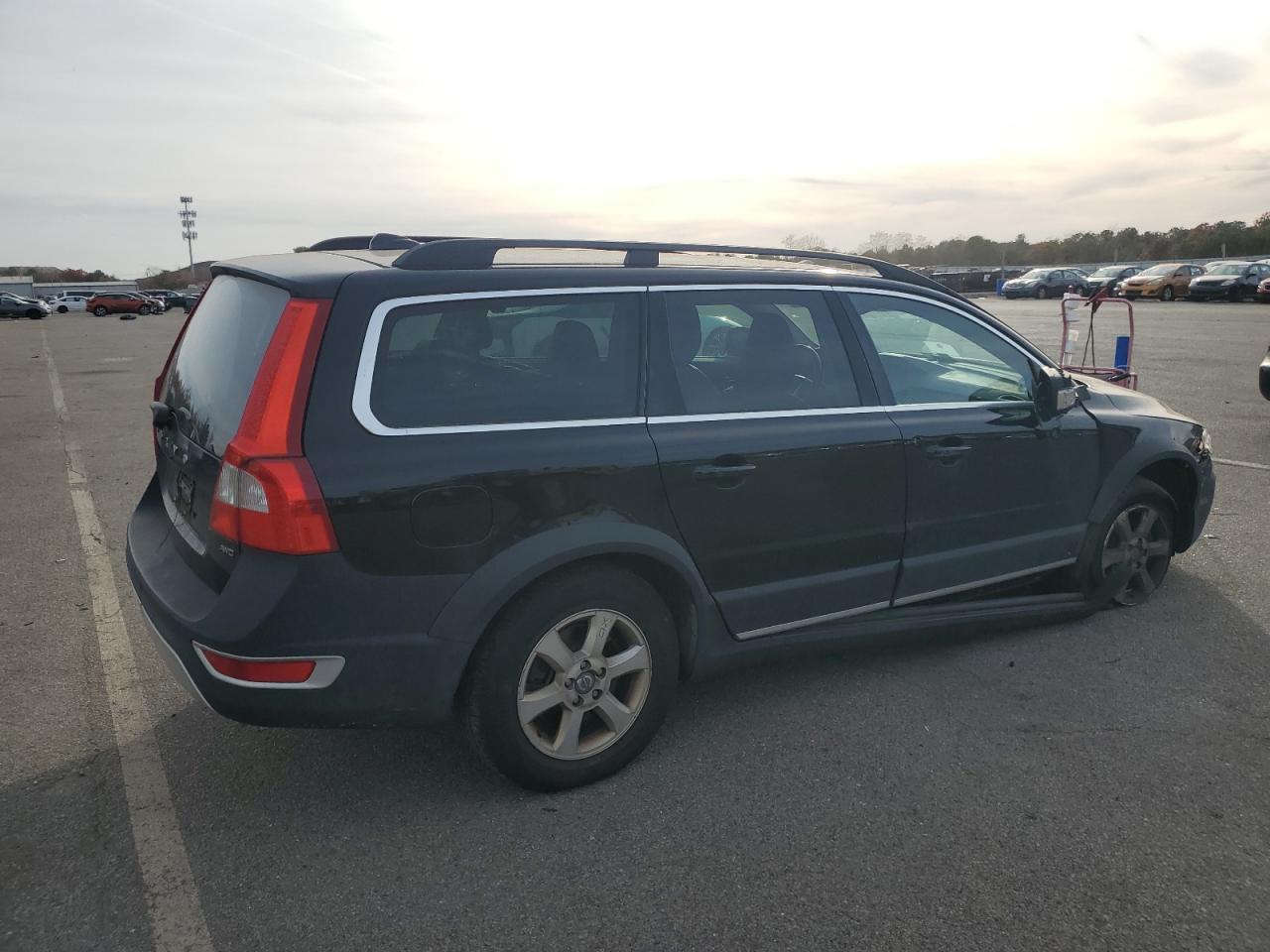 2013 VOLVO XC70