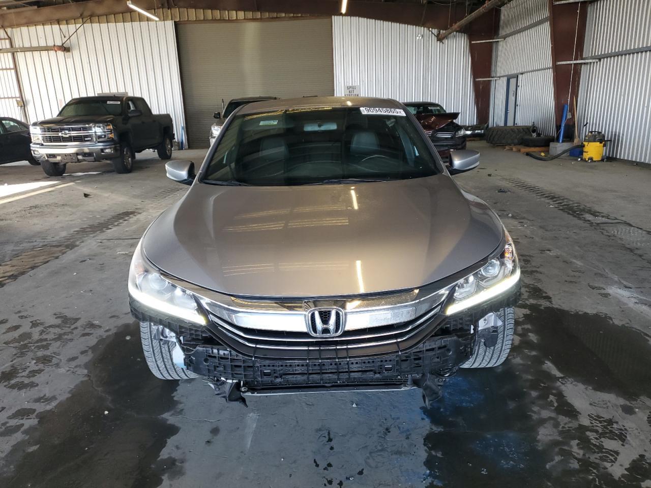 2017 HONDA ACCORD