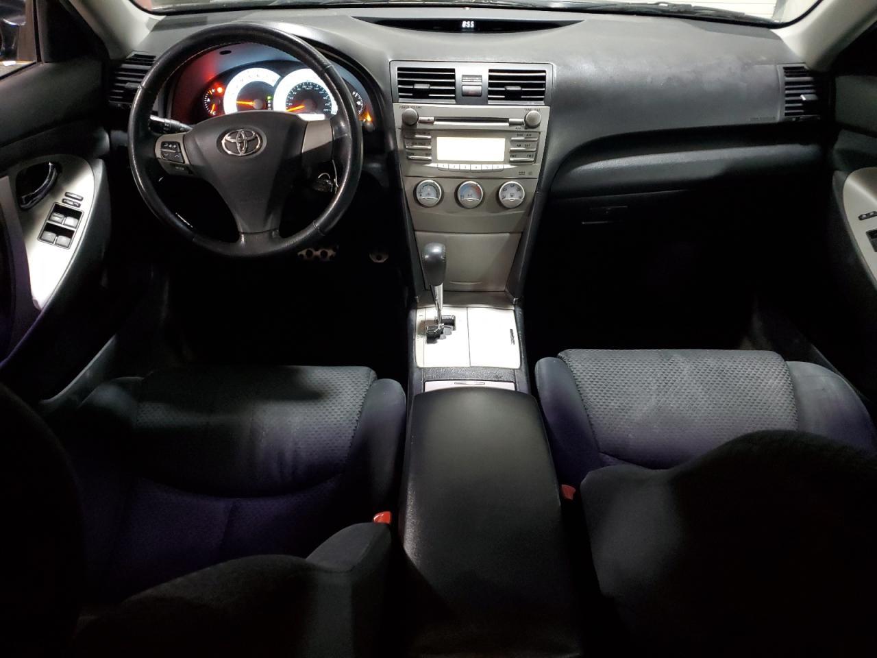 2010 TOYOTA CAMRY
