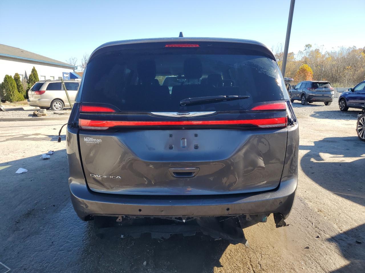 2022 CHRYSLER Pacifica