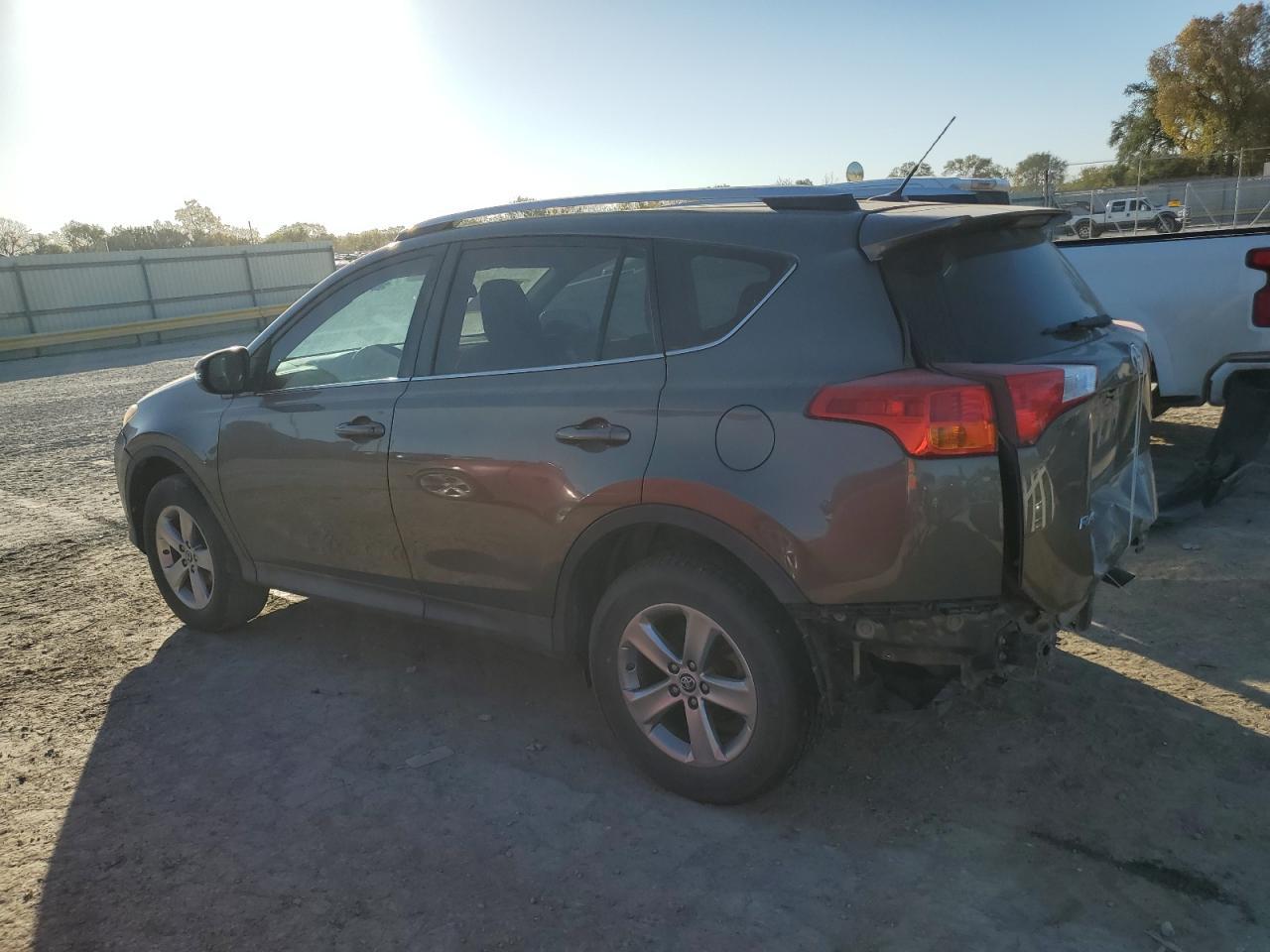2015 TOYOTA RAV4