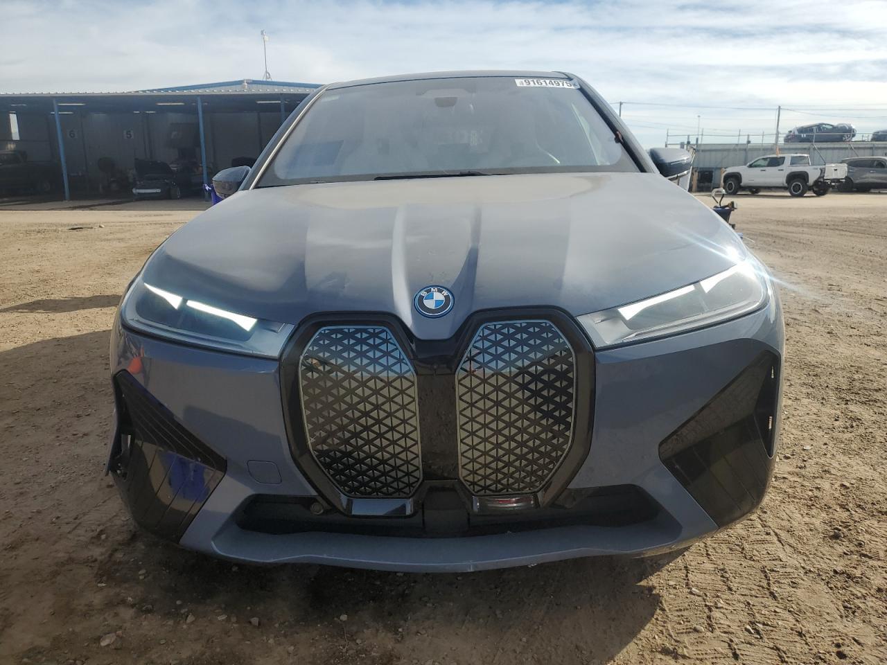 2024 BMW iX