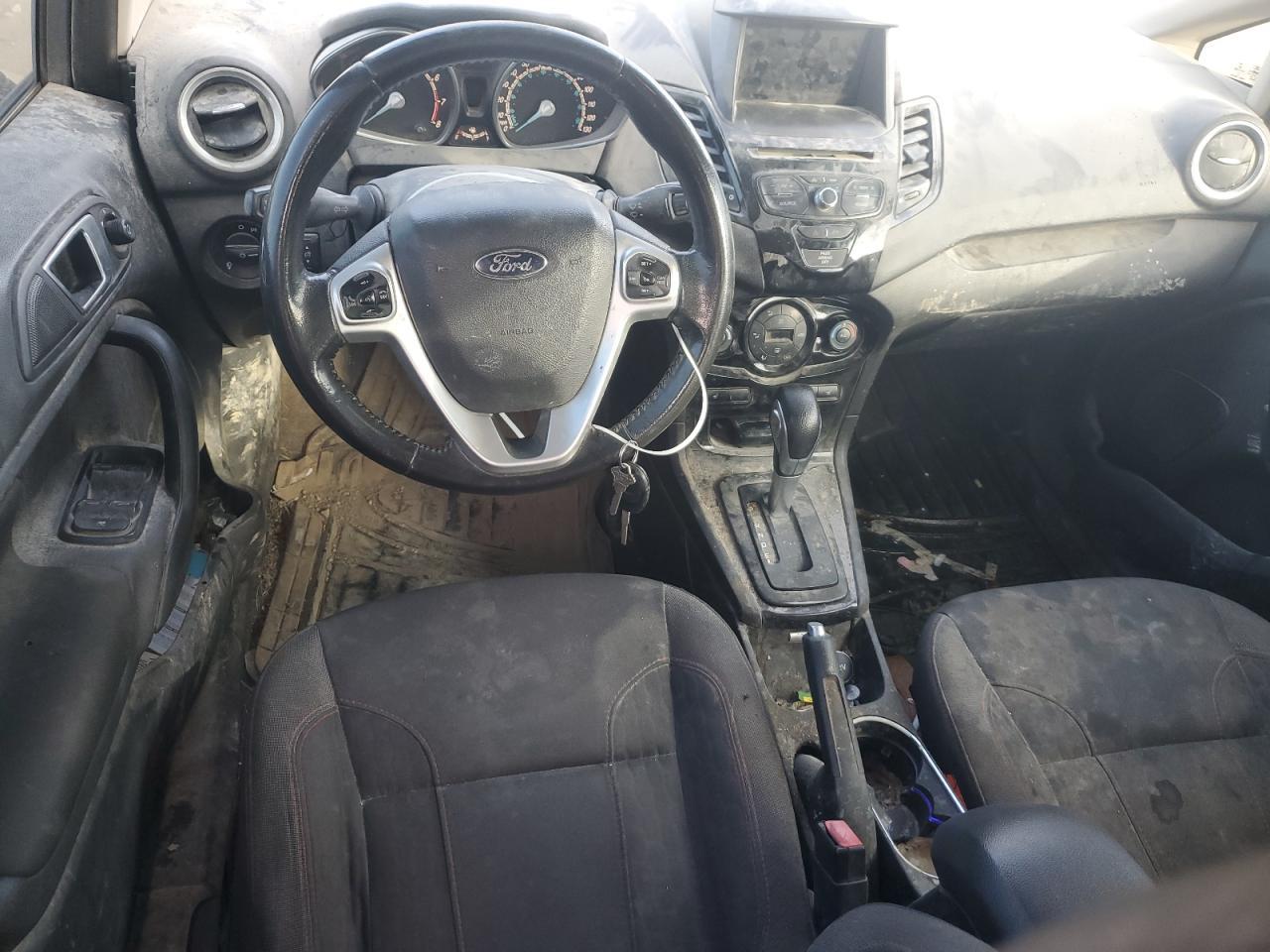 2014 FORD Fiesta
