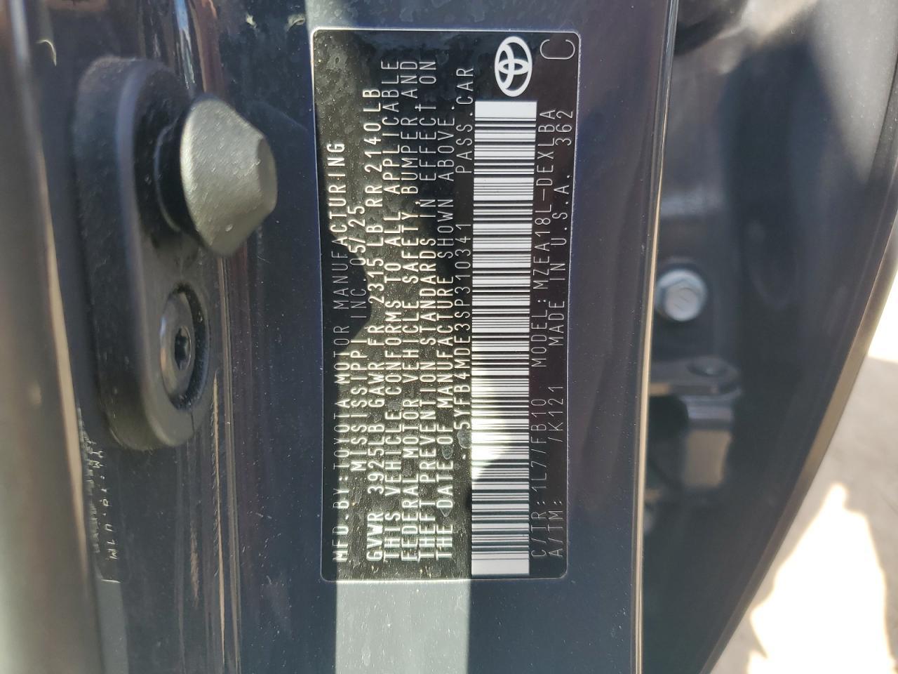 2025 TOYOTA COROLLA