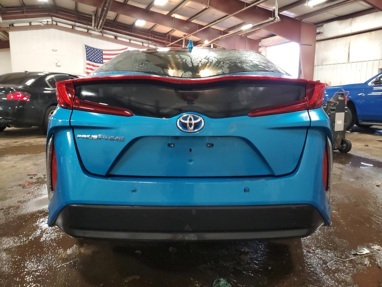 2017 TOYOTA Prius Prime