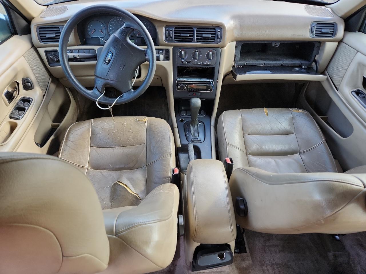 1998 VOLVO S70